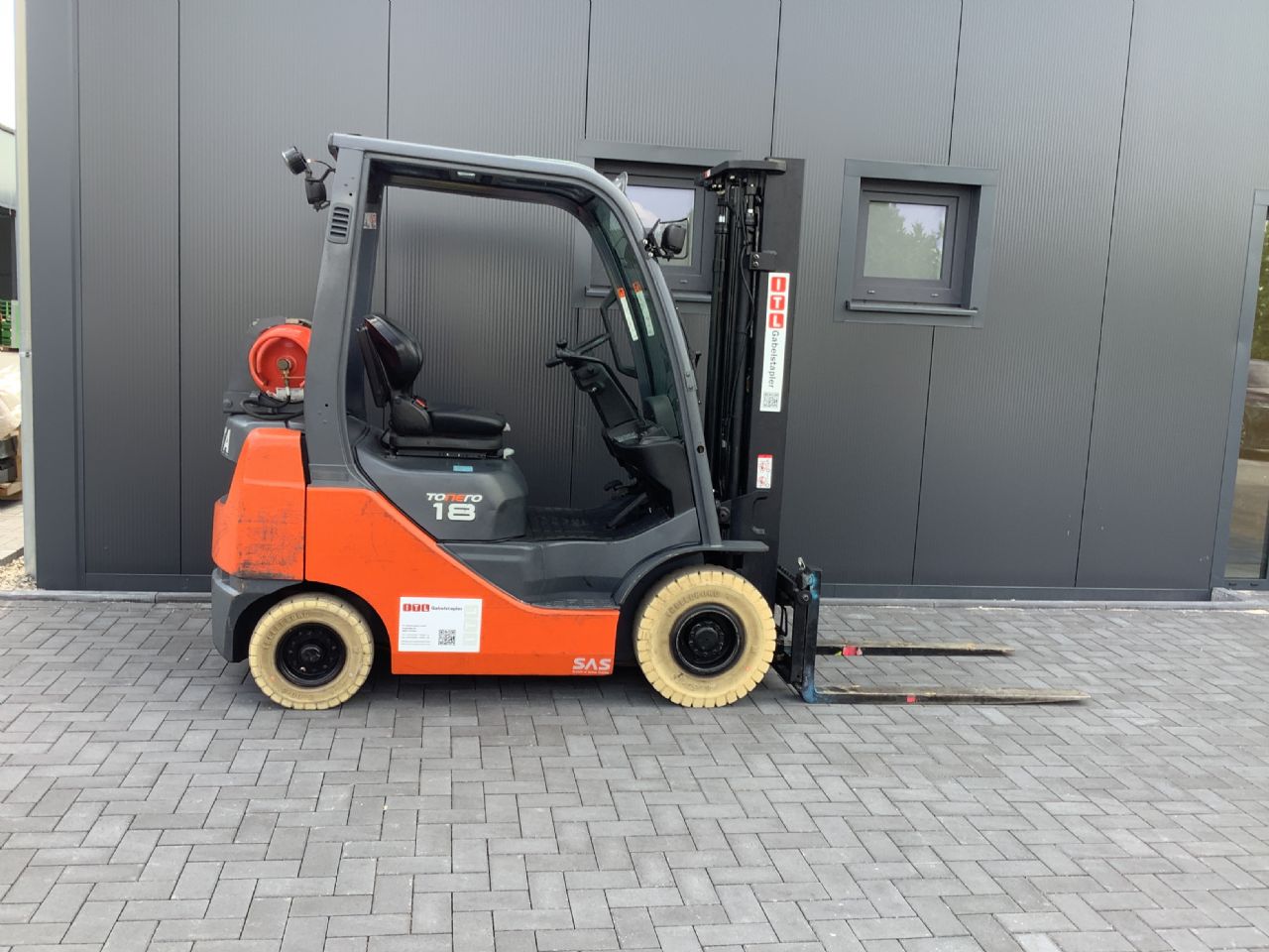 Toyota Gabelstapler Toyota Verbrenner Treibgasstapler <br>Toyota 02-8FGF18 <br>Baujahr 2016 <br>Betriebsstunden 5146 <br><br>Mietkauf 206,40 €/Monat 8 Toyota Verbrenner Treibgasstapler <br>Toyota 02-8FGF18 <br>Baujahr 2016 <br>Betriebsstunden 5146 <br><br>Mietkauf 206,40 €/Monat – Bild 8