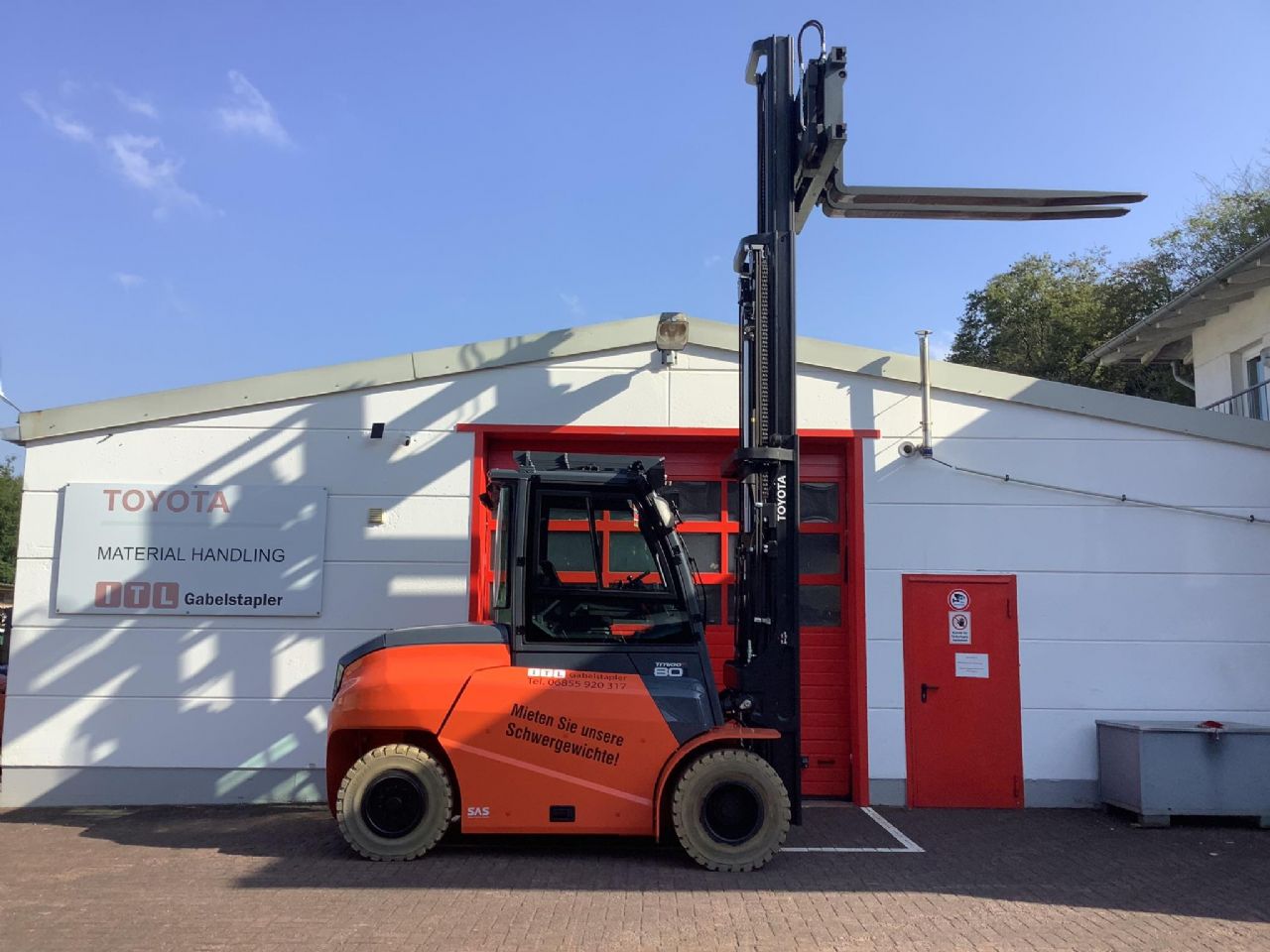 Toyota Gabelstapler Toyota Elektro 4-Rad Stapler <br>Toyota 9FBM80T <br>Baujahr 2022 <br>Betriebsstunden 593 <br><br>Mietkauf 1740,36 €/Monat 2 Toyota Elektro 4-Rad Stapler <br>Toyota 9FBM80T <br>Baujahr 2022 <br>Betriebsstunden 593 <br><br>Mietkauf 1740,36 €/Monat – Bild 2