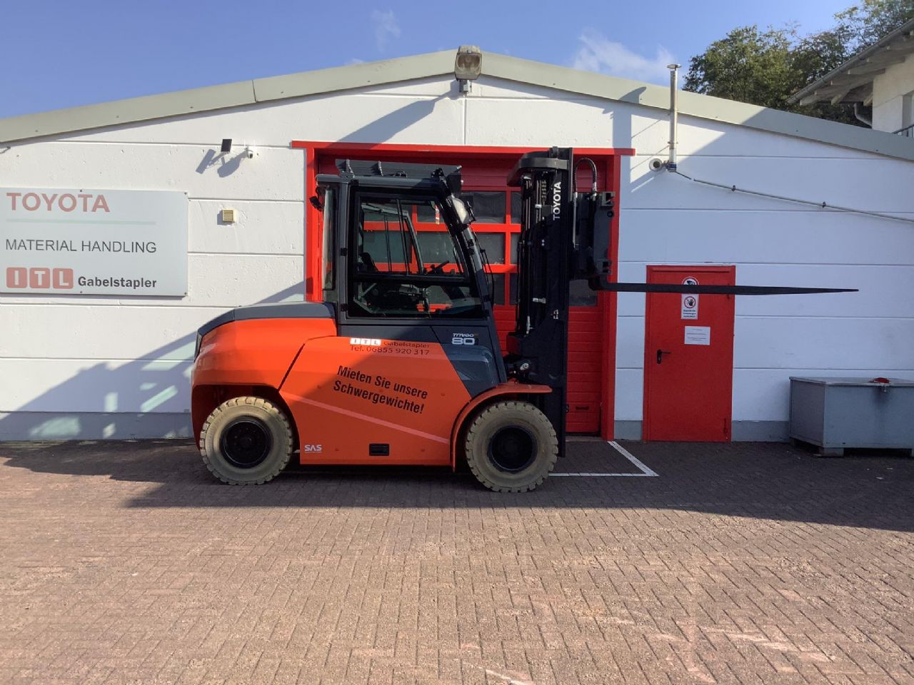Toyota Gabelstapler Toyota Elektro 4-Rad Stapler <br>Toyota 9FBM80T <br>Baujahr 2022 <br>Betriebsstunden 593 <br><br>Mietkauf 1740,36 €/Monat 3 Toyota Elektro 4-Rad Stapler <br>Toyota 9FBM80T <br>Baujahr 2022 <br>Betriebsstunden 593 <br><br>Mietkauf 1740,36 €/Monat – Bild 3