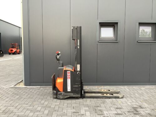 Toyota Gabelstapler Hochhubwagen <br>Toyota SWE120L <br>Baujahr 2022 <br>Betriebsstunden 991 <br><br>Mietkauf 130,44 €/Monat 2 Toyota-Gabelstapler-212 021297 1