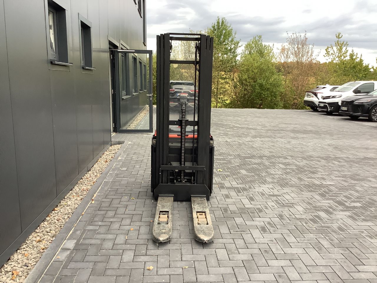 Toyota Gabelstapler Hochhubwagen <br>Toyota SWE120L <br>Baujahr 2022 <br>Betriebsstunden 991 <br><br>Mietkauf 130,44 €/Monat 6 Hochhubwagen <br>Toyota SWE120L <br>Baujahr 2022 <br>Betriebsstunden 991 <br><br>Mietkauf 130,44 €/Monat – Bild 6