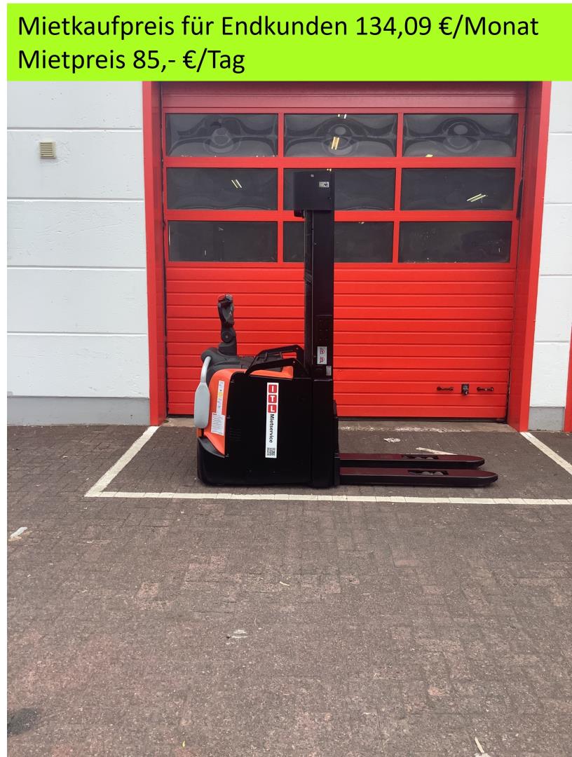 Toyota Gabelstapler Hochhubwagen <br>Toyota SPE140L <br>Baujahr 2017 <br>Betriebsstunden 3207 <br><br>Mietkauf 130,44 €/Monat 2 Hochhubwagen <br>Toyota SPE140L <br>Baujahr 2017 <br>Betriebsstunden 3207 <br><br>Mietkauf 130,44 €/Monat – Bild 2