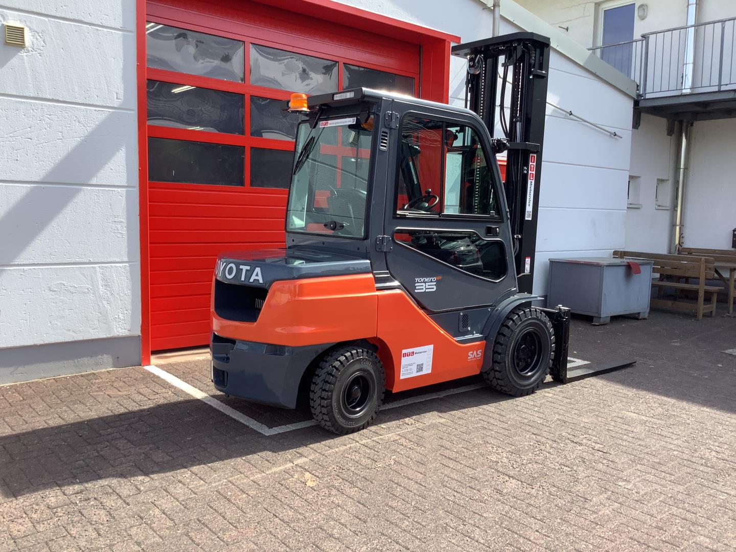 Toyota Gabelstapler Toyota Verbrenner Dieselstapler <br>Toyota 56-8FDJ35F <br>Baujahr 2023 <br>Betriebsstunden 1795 <br><br>Mietkauf 823,95 €/Monat 6 Toyota Verbrenner Dieselstapler <br>Toyota 56-8FDJ35F <br>Baujahr 2023 <br>Betriebsstunden 1795 <br><br>Mietkauf 823,95 €/Monat – Bild 6