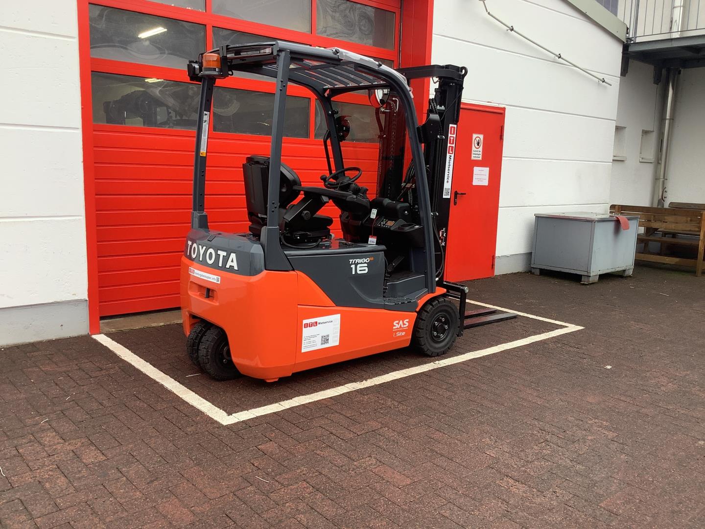 Toyota Gabelstapler Toyota Elektro 3-Rad Stapler <br>Toyota 8FBE16T <br>Baujahr 2023 <br>Betriebsstunden 273 <br><br>Mietkauf 493,71 €/Monat 8 Toyota Elektro 3-Rad Stapler <br>Toyota 8FBE16T <br>Baujahr 2023 <br>Betriebsstunden 273 <br><br>Mietkauf 493,71 €/Monat – Bild 8