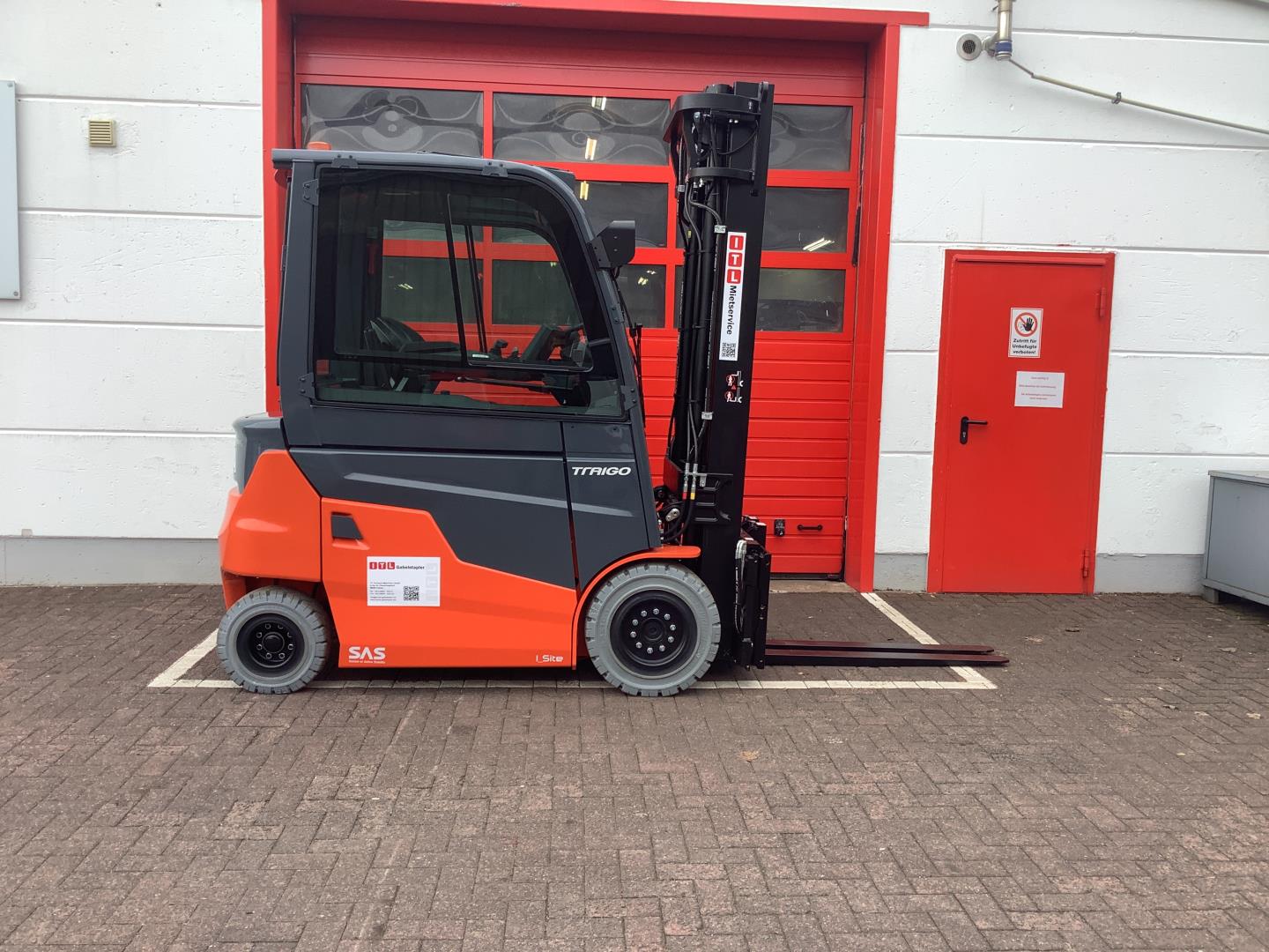 Toyota Gabelstapler Toyota Elektro 4-Rad Stapler <br>Toyota 9FBMK30T <br>Baujahr 2024 <br>Betriebsstunden 69 <br><br>Mietkauf 833,86 €/Monat 1 Toyota Elektro 4-Rad Stapler <br>Toyota 9FBMK30T <br>Baujahr 2024 <br>Betriebsstunden 69 <br><br>Mietkauf 833,86 €/Monat