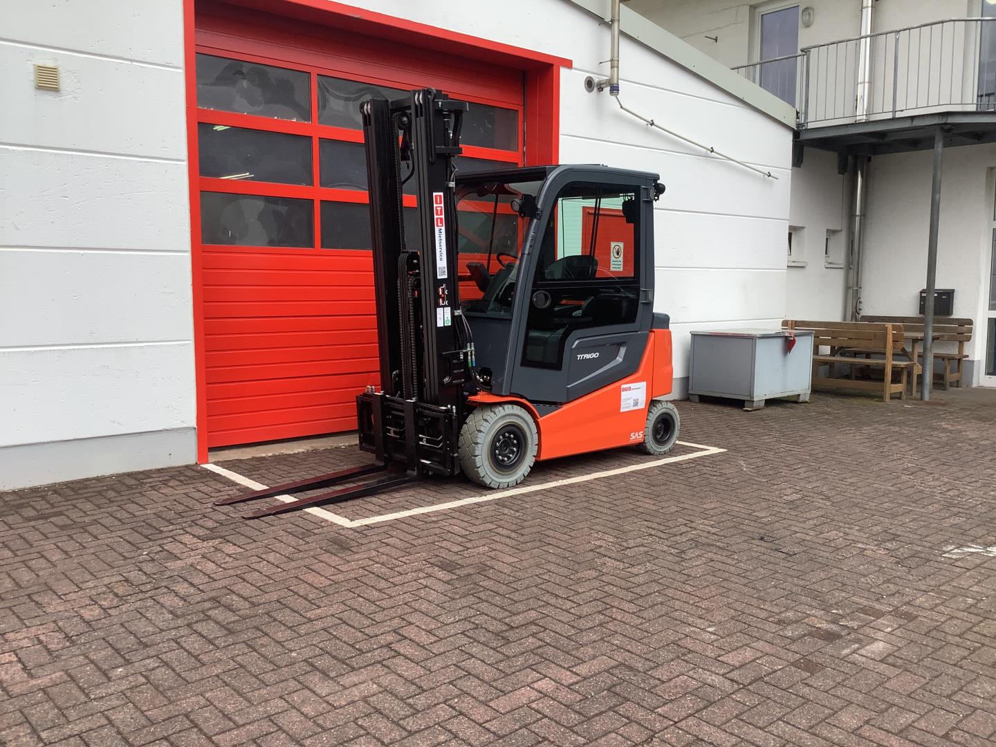 Toyota Gabelstapler Toyota Elektro 4-Rad Stapler <br>Toyota 9FBM25T <br>Baujahr 2024 <br>Betriebsstunden 503 <br><br>Mietkauf 817,34 €/Monat 6 Toyota Elektro 4-Rad Stapler <br>Toyota 9FBM25T <br>Baujahr 2024 <br>Betriebsstunden 503 <br><br>Mietkauf 817,34 €/Monat – Bild 6