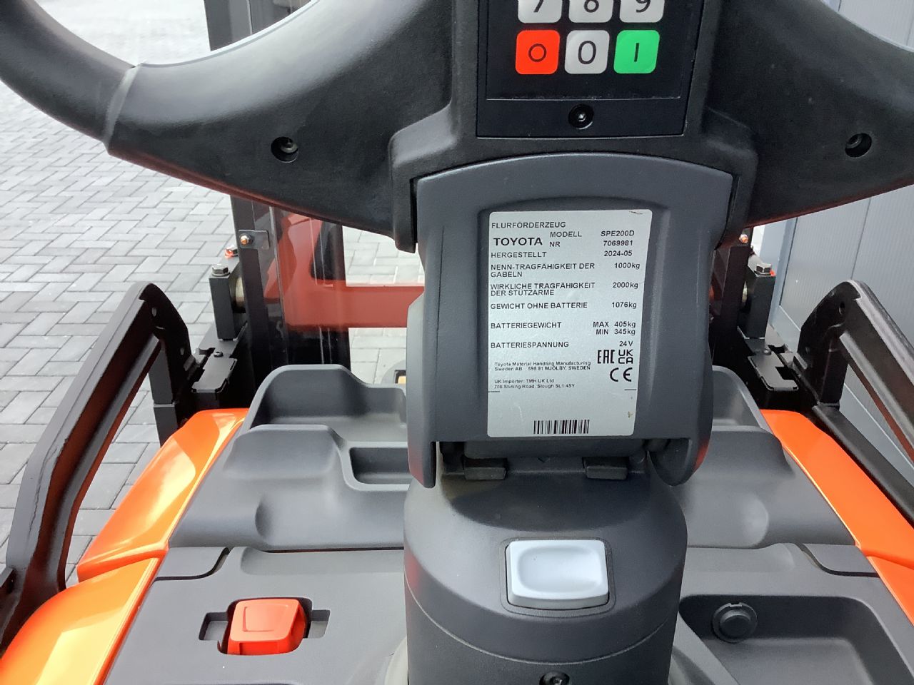 Toyota Gabelstapler Hochhubwagen <br>Toyota SPE200D <br>Baujahr 2024 <br>Betriebsstunden 1755 <br><br>Mietkauf 179,98 €/Monat 10 Hochhubwagen <br>Toyota SPE200D <br>Baujahr 2024 <br>Betriebsstunden 1755 <br><br>Mietkauf 179,98 €/Monat – Bild 10