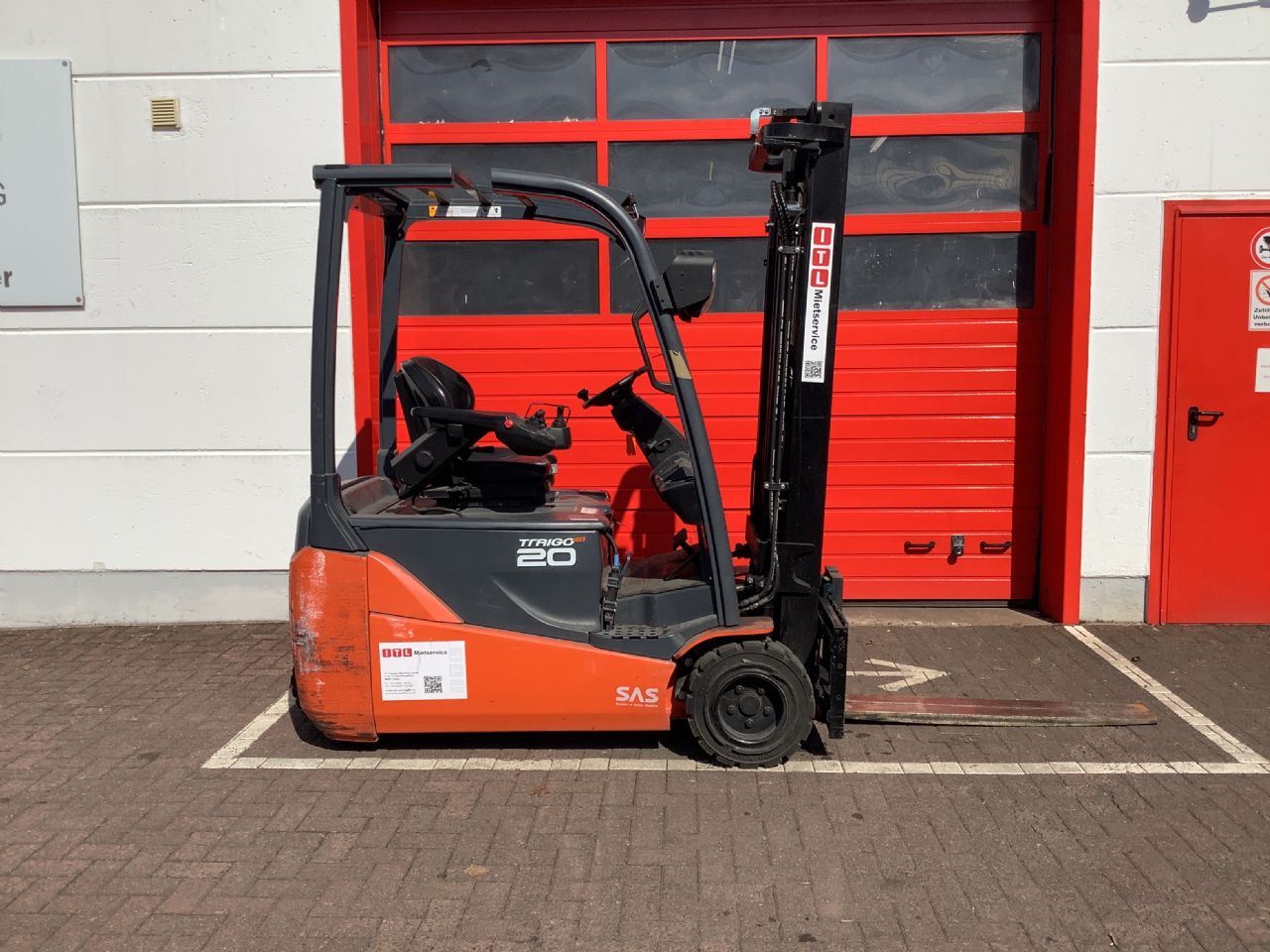 Toyota Gabelstapler Toyota Elektro 4-Rad Stapler <br>Toyota 8FBE20T-Export <br>Baujahr 2017 <br>Betriebsstunden 4768 <br><br>Mietkauf 135,40 €/Monat 3 Toyota Elektro 4-Rad Stapler <br>Toyota 8FBE20T-Export <br>Baujahr 2017 <br>Betriebsstunden 4768 <br><br>Mietkauf 135,40 €/Monat – Bild 3