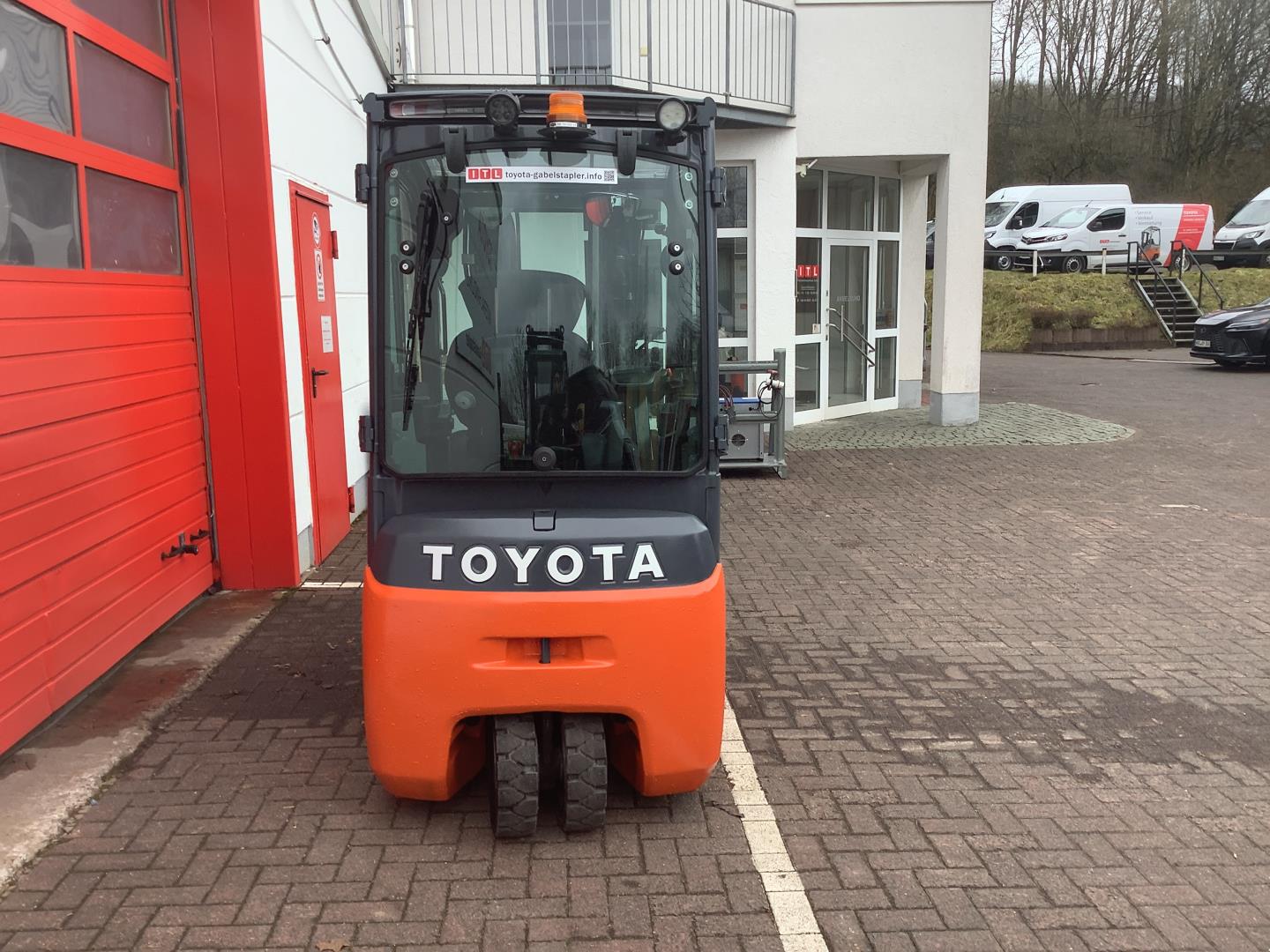 Toyota Gabelstapler Toyota Elektro 3-Rad Stapler <br>Toyota 8FBE16T <br>Baujahr 2019 <br>Betriebsstunden 1810 <br><br>Mietkauf 305,47 €/Monat 7 Toyota Elektro 3-Rad Stapler <br>Toyota 8FBE16T <br>Baujahr 2019 <br>Betriebsstunden 1810 <br><br>Mietkauf 305,47 €/Monat – Bild 7