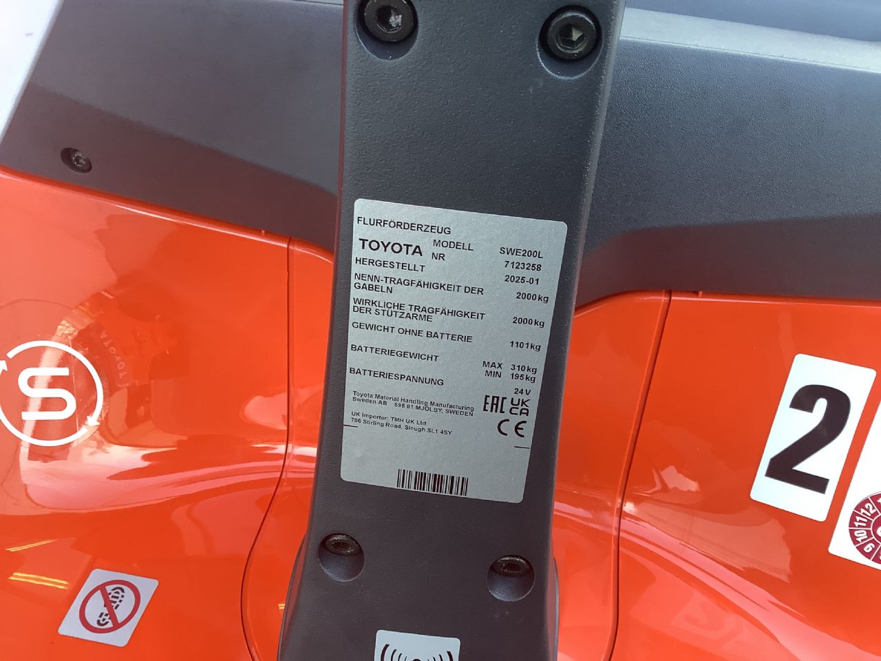 Toyota Gabelstapler Hochhubwagen <br>Toyota SWE200L <br>Baujahr 2025 <br>Betriebsstunden 29 <br><br>Mietkauf 222,91 €/Monat 10 Hochhubwagen <br>Toyota SWE200L <br>Baujahr 2025 <br>Betriebsstunden 29 <br><br>Mietkauf 222,91 €/Monat – Bild 10
