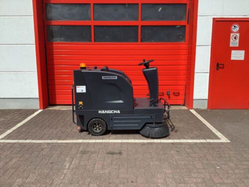 Toyota Gabelstapler Kehrmaschine 79 <br>Hangcha B1350-JSSD1350-BC6J-I <br>Baujahr 2025 <br>Betriebsstunden <br><br>Mietkauf 113,93 €/Monat 2 Toyota-Gabelstapler-212 025500 1