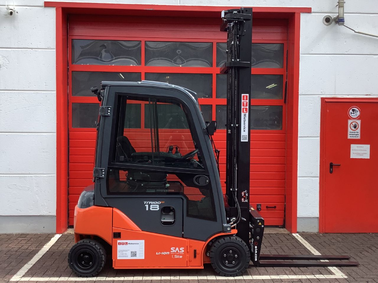 Toyota Gabelstapler Toyota Elektro 4-Rad Stapler <br>Toyota 8FBM18T <br>Baujahr 2025 <br>Betriebsstunden 545 <br><br>Mietkauf 693,50 €/Monat 1 Toyota Elektro 4-Rad Stapler <br>Toyota 8FBM18T <br>Baujahr 2025 <br>Betriebsstunden 545 <br><br>Mietkauf 693,50 €/Monat