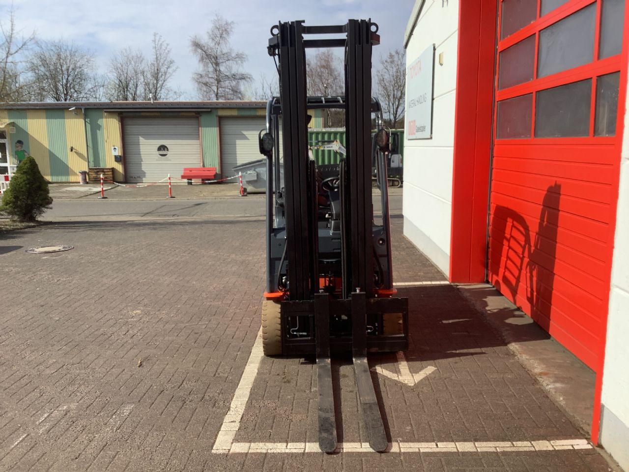 Toyota Gabelstapler Toyota Elektro 3-Rad Stapler <br>Toyota 8FBE16T <br>Baujahr 2018 <br>Betriebsstunden 4491 <br><br>Mietkauf 229,52 €/Monat 7 Toyota Elektro 3-Rad Stapler <br>Toyota 8FBE16T <br>Baujahr 2018 <br>Betriebsstunden 4491 <br><br>Mietkauf 229,52 €/Monat – Bild 7
