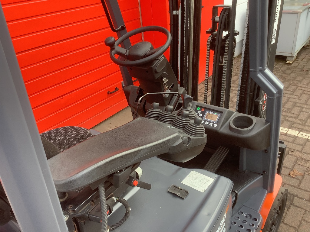 Toyota Gabelstapler Toyota Elektro 3-Rad Stapler <br>Toyota 8FBE15T <br>Baujahr 2020 <br>Betriebsstunden 4652 <br><br>Mietkauf 246,03 €/Monat 10 Toyota Elektro 3-Rad Stapler <br>Toyota 8FBE15T <br>Baujahr 2020 <br>Betriebsstunden 4652 <br><br>Mietkauf 246,03 €/Monat – Bild 10