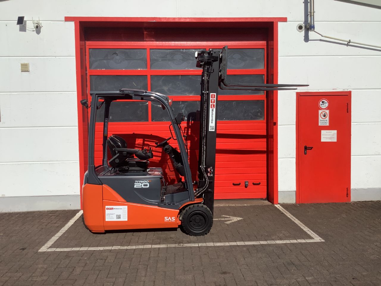 Toyota Gabelstapler Toyota Elektro 3-Rad Stapler <br>Toyota 8FBE20T <br>Baujahr 2020 <br>Betriebsstunden 4937 <br><br>Mietkauf 328,59 €/Monat 3 Toyota Elektro 3-Rad Stapler <br>Toyota 8FBE20T <br>Baujahr 2020 <br>Betriebsstunden 4937 <br><br>Mietkauf 328,59 €/Monat – Bild 3