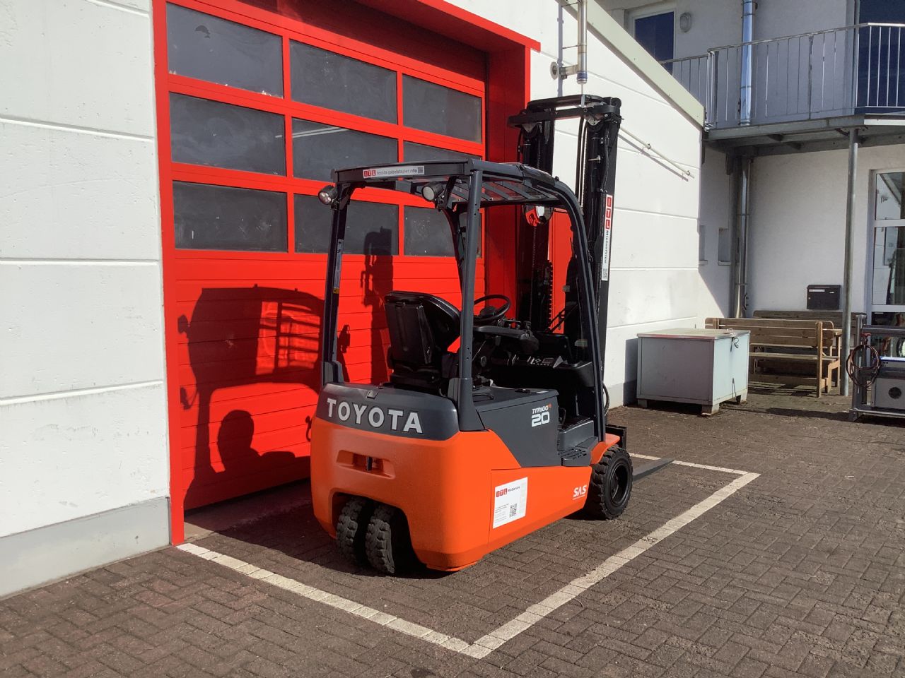 Toyota Gabelstapler Toyota Elektro 3-Rad Stapler <br>Toyota 8FBE20T <br>Baujahr 2020 <br>Betriebsstunden 4937 <br><br>Mietkauf 328,59 €/Monat 6 Toyota Elektro 3-Rad Stapler <br>Toyota 8FBE20T <br>Baujahr 2020 <br>Betriebsstunden 4937 <br><br>Mietkauf 328,59 €/Monat – Bild 6