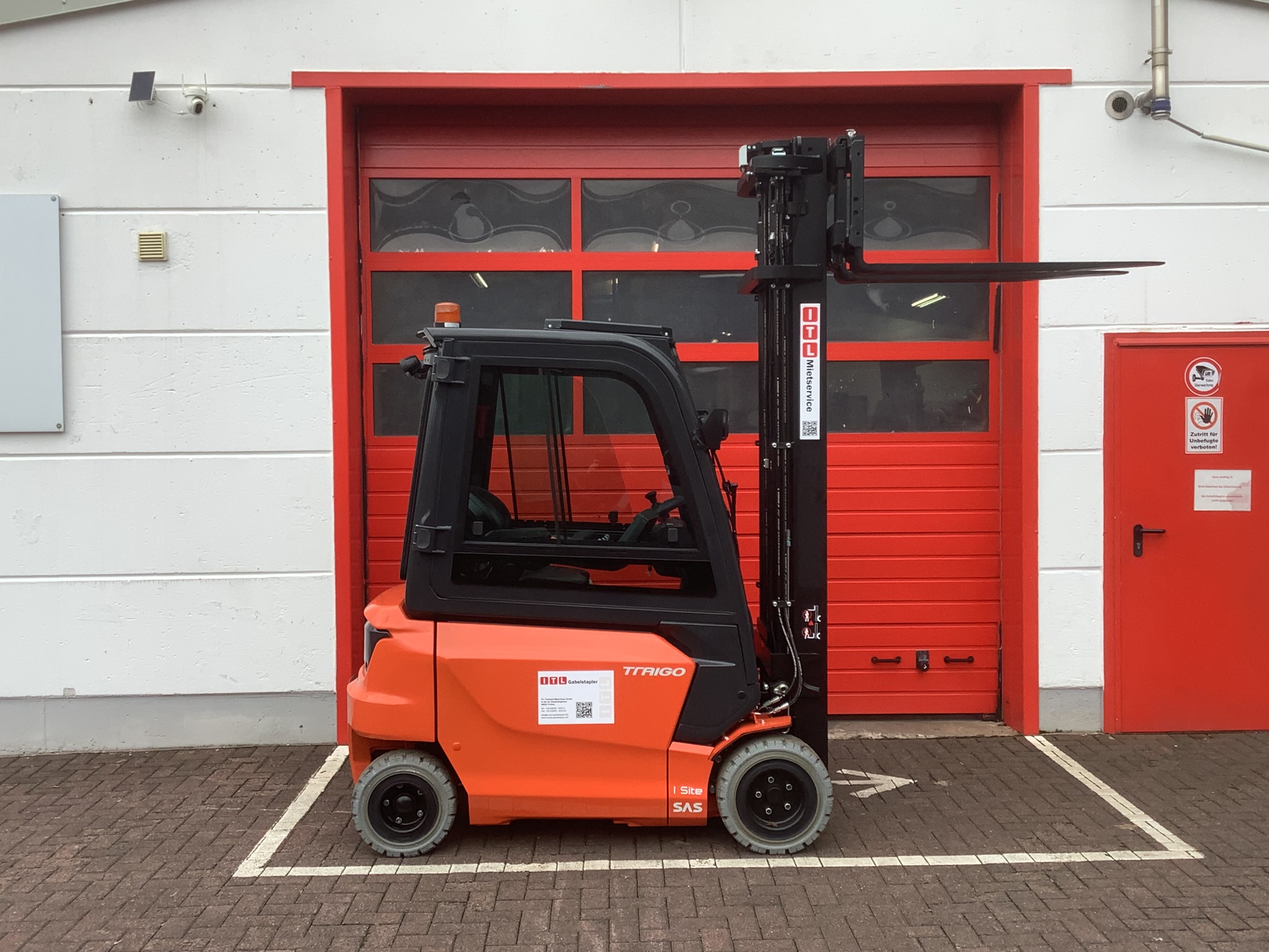 Toyota Gabelstapler Toyota Elektro 4-Rad Stapler <br>Toyota 9FBK20T <br>Baujahr 2025 <br>Betriebsstunden 19 <br><br>Mietkauf 660,31 €/Monat 2 Toyota Elektro 4-Rad Stapler <br>Toyota 9FBK20T <br>Baujahr 2025 <br>Betriebsstunden 19 <br><br>Mietkauf 660,31 €/Monat – Bild 2