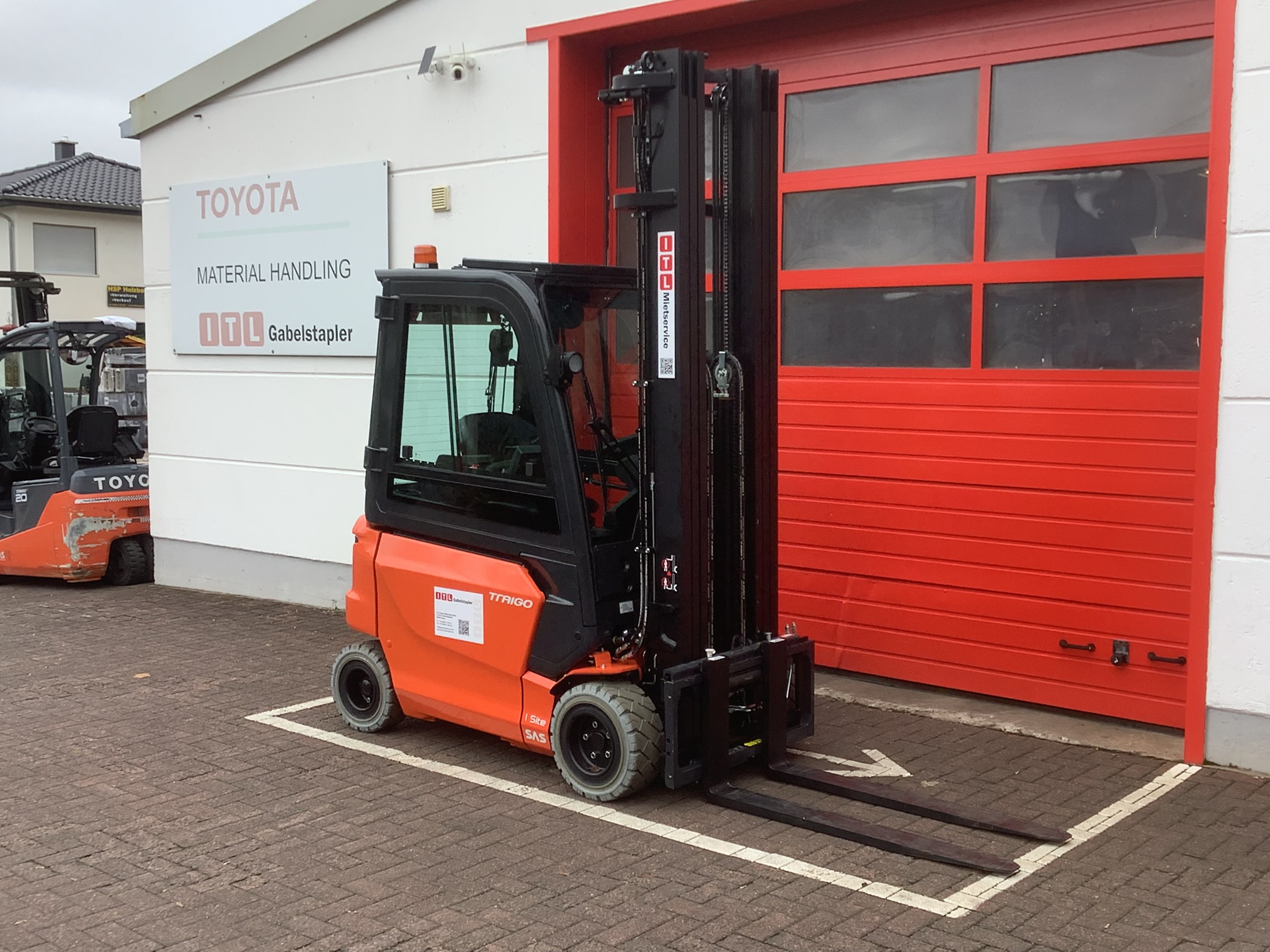Toyota Gabelstapler Toyota Elektro 4-Rad Stapler <br>Toyota 9FBK20T <br>Baujahr 2025 <br>Betriebsstunden 19 <br><br>Mietkauf 660,31 €/Monat 5 Toyota Elektro 4-Rad Stapler <br>Toyota 9FBK20T <br>Baujahr 2025 <br>Betriebsstunden 19 <br><br>Mietkauf 660,31 €/Monat – Bild 5