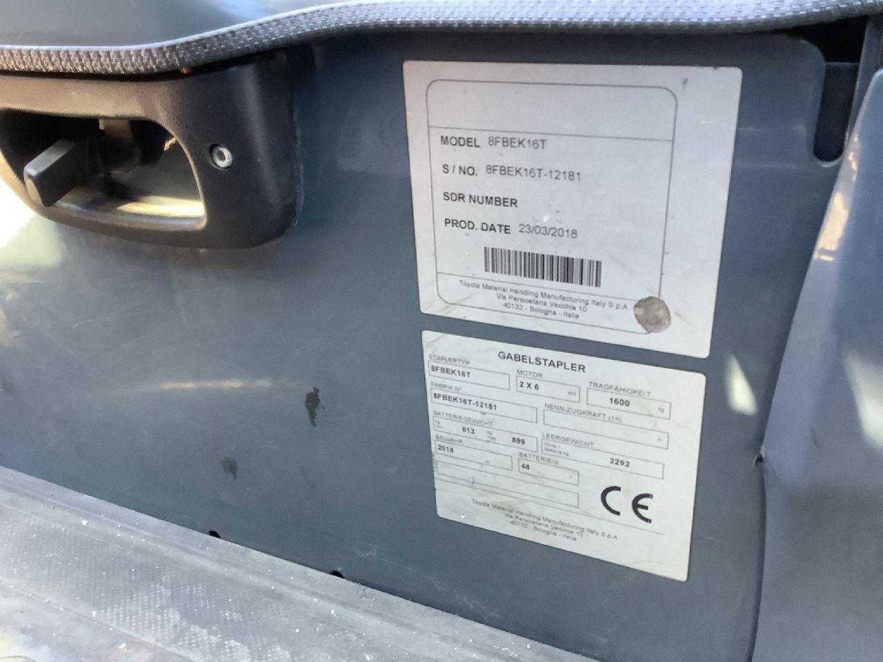 Toyota Gabelstapler Toyota Elektro 3-Rad Stapler <br>Toyota 8FBEK16T <br>Baujahr 2018 <br>Betriebsstunden 2588 <br><br>Mietkauf 246,03 €/Monat 10 Toyota Elektro 3-Rad Stapler <br>Toyota 8FBEK16T <br>Baujahr 2018 <br>Betriebsstunden 2588 <br><br>Mietkauf 246,03 €/Monat – Bild 10