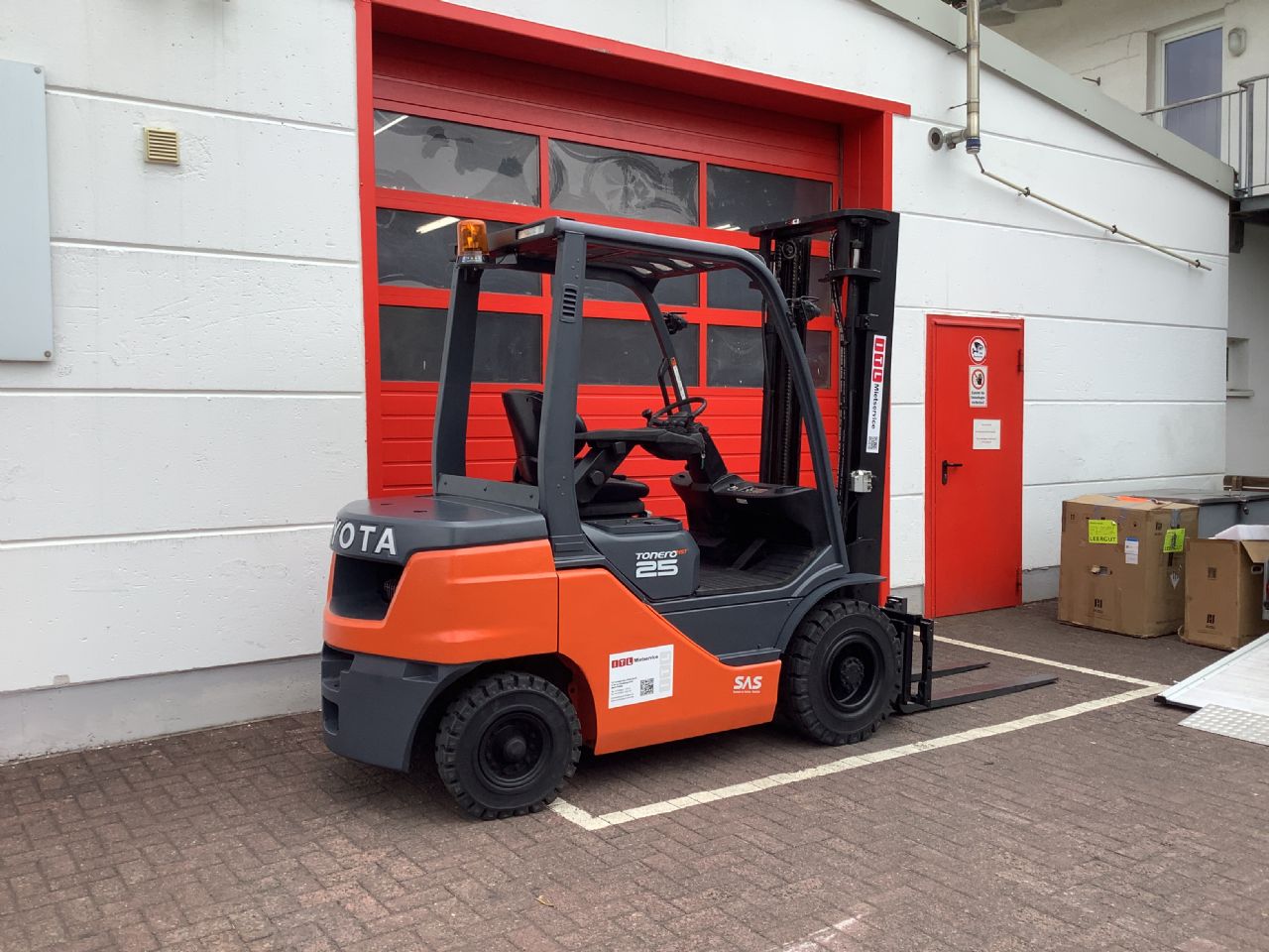 Toyota Gabelstapler Toyota Verbrenner Dieselstapler <br>Toyota 56-8FD25F <br>Baujahr 2022 <br>Betriebsstunden 1377 <br><br>Mietkauf 427,66 €/Monat 4 Toyota Verbrenner Dieselstapler <br>Toyota 56-8FD25F <br>Baujahr 2022 <br>Betriebsstunden 1377 <br><br>Mietkauf 427,66 €/Monat – Bild 4