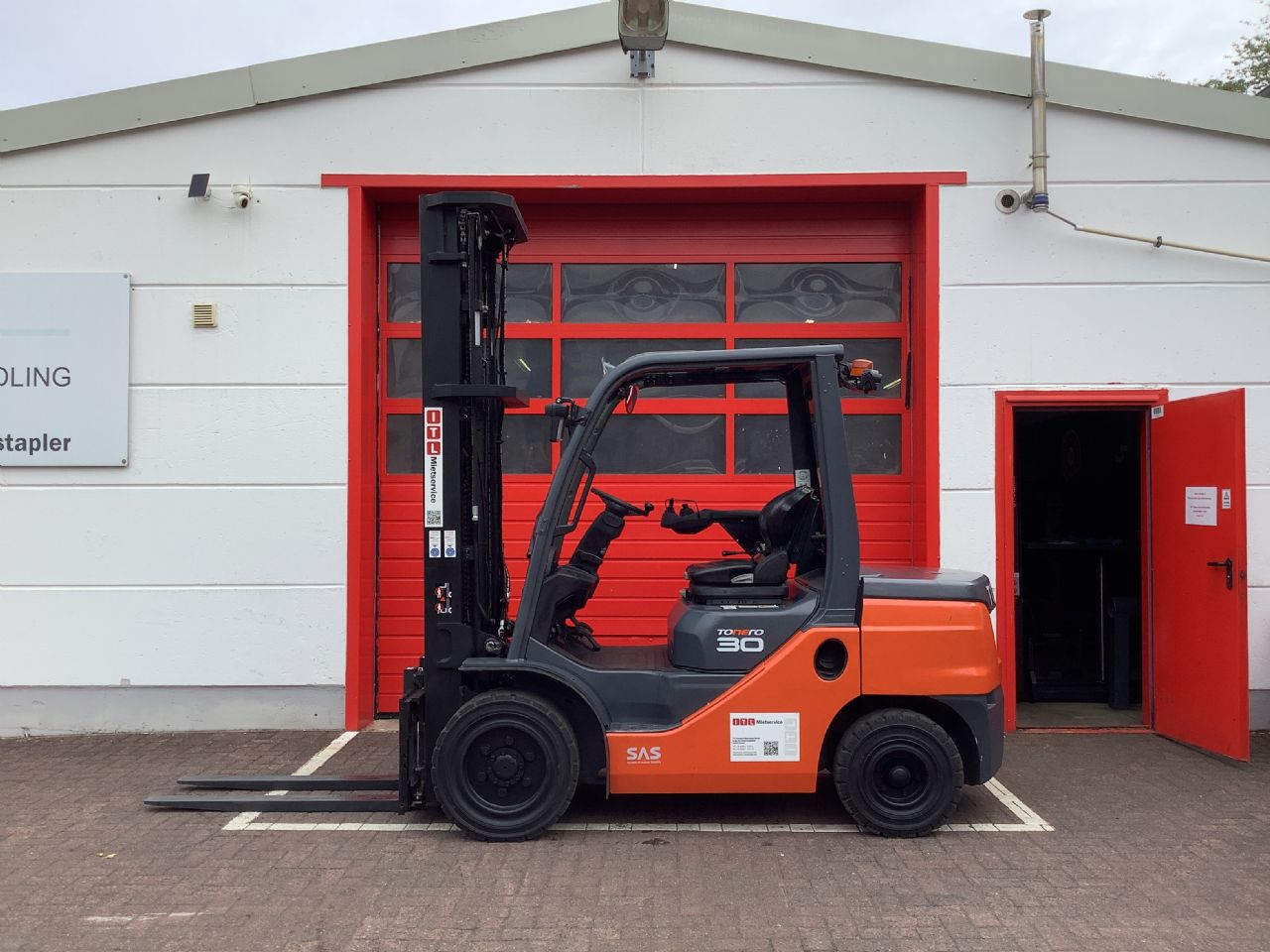 Toyota Gabelstapler Toyota Verbrenner Dieselstapler <br>Toyota 52-8FDF30 <br>Baujahr 2022 <br>Betriebsstunden 3263 <br><br> 8 Toyota Verbrenner Dieselstapler <br>Toyota 52-8FDF30 <br>Baujahr 2022 <br>Betriebsstunden 3263 <br><br> – Bild 8