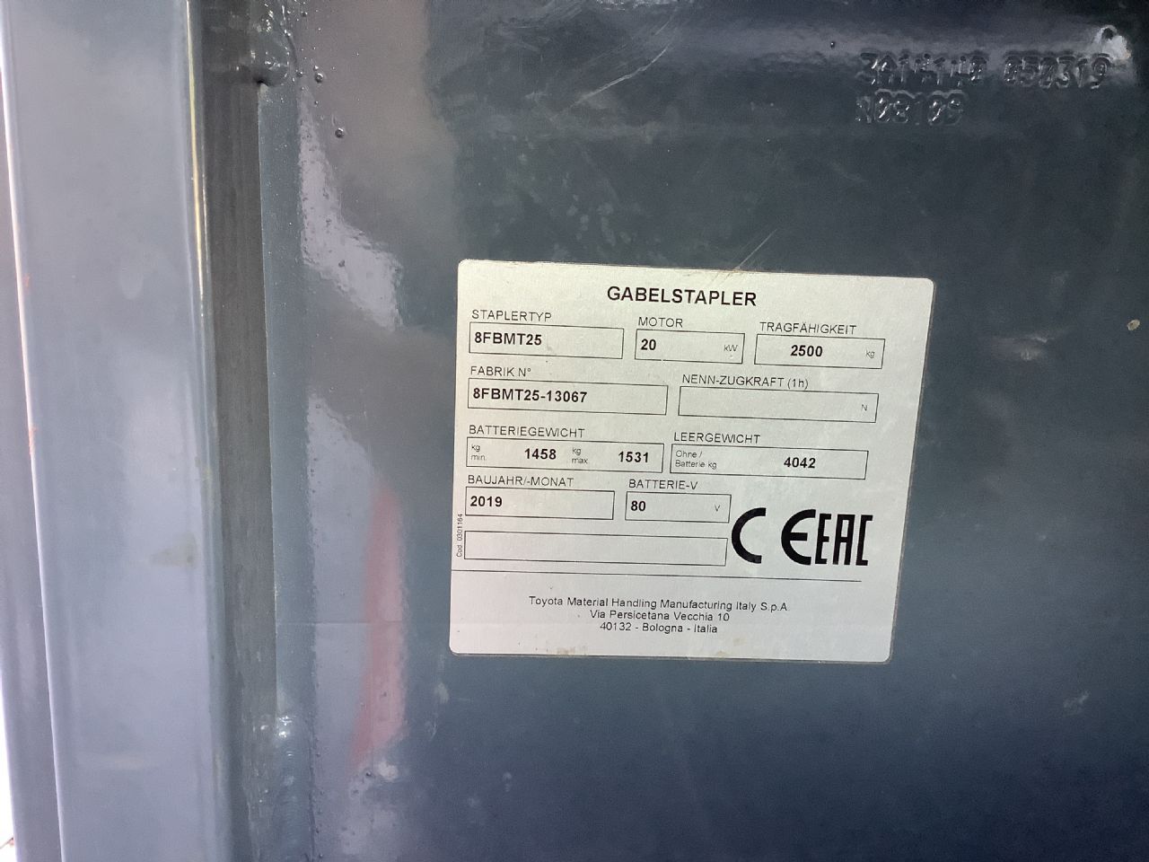 Toyota Gabelstapler Toyota Elektro 4-Rad Stapler <br>Toyota 8FBMT25 <br>Baujahr 2019 <br>Betriebsstunden 3240 <br><br>Mietkauf 313,73 €/Monat 10 Toyota Elektro 4-Rad Stapler <br>Toyota 8FBMT25 <br>Baujahr 2019 <br>Betriebsstunden 3240 <br><br>Mietkauf 313,73 €/Monat – Bild 10