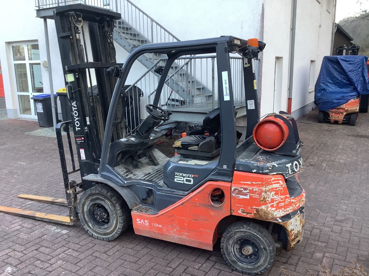 Toyota Gabelstapler Toyota Verbrenner Treibgasstapler <br>Toyota 06-8FGF20F-Export <br>Baujahr 2022 <br>Betriebsstunden 1445 <br><br>Mietkauf 246,03 €/Monat 5 Toyota Verbrenner Treibgasstapler <br>Toyota 06-8FGF20F-Export <br>Baujahr 2022 <br>Betriebsstunden 1445 <br><br>Mietkauf 246,03 €/Monat – Bild 5