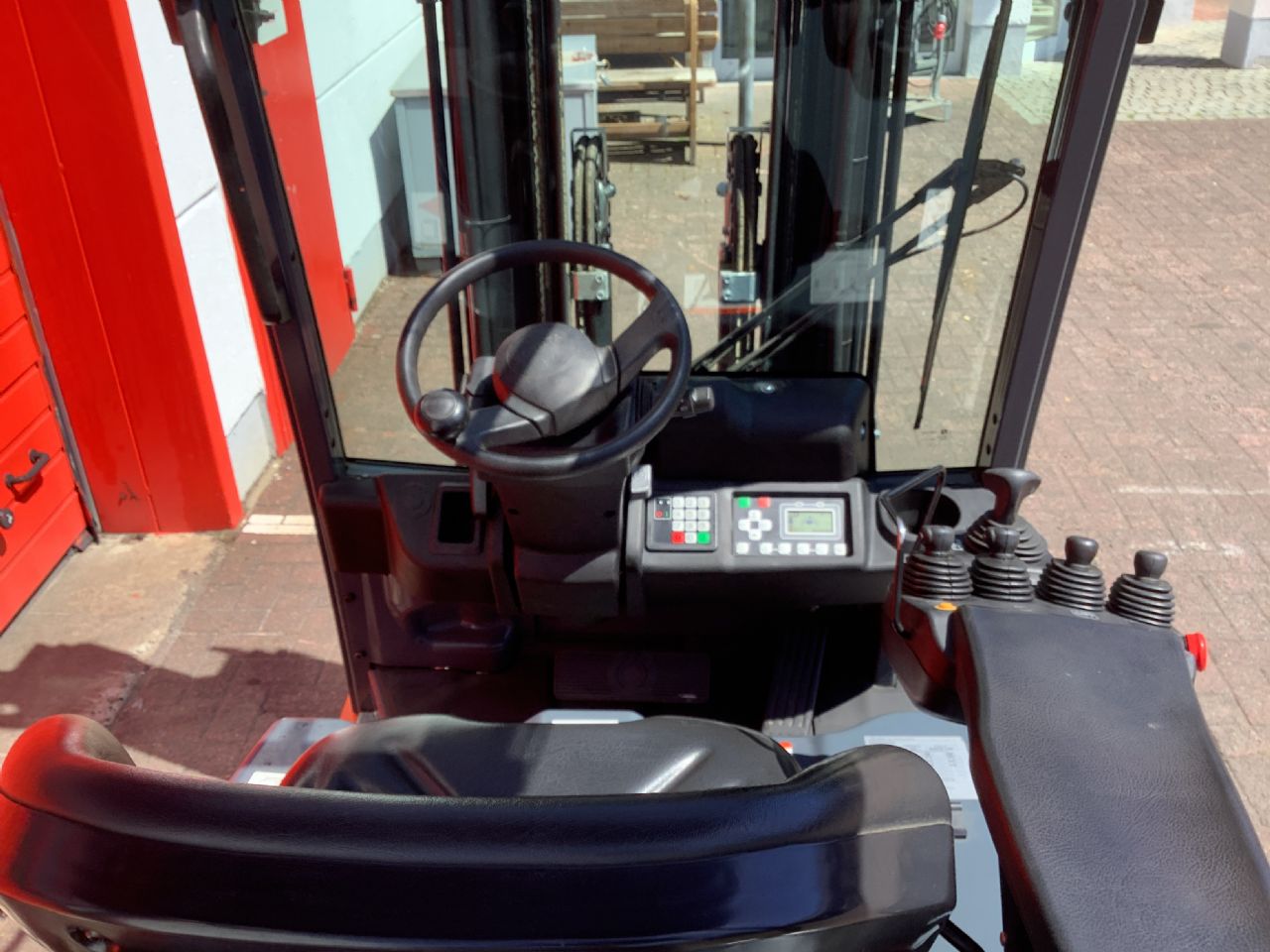 Toyota Gabelstapler Toyota Elektro 4-Rad Stapler <br>Toyota 8FBM18T <br>Baujahr 2021 <br>Betriebsstunden 2615 <br><br>Mietkauf 295,56 €/Monat 10 Toyota Elektro 4-Rad Stapler <br>Toyota 8FBM18T <br>Baujahr 2021 <br>Betriebsstunden 2615 <br><br>Mietkauf 295,56 €/Monat – Bild 10