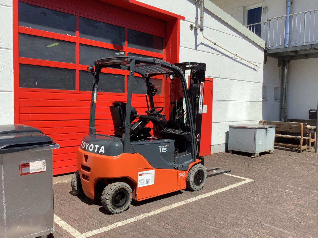 Toyota Gabelstapler Toyota Elektro 4-Rad Stapler <br>Toyota 8FBM18T <br>Baujahr 2021 <br>Betriebsstunden 2615 <br><br>Mietkauf 295,56 €/Monat 6 Toyota Elektro 4-Rad Stapler <br>Toyota 8FBM18T <br>Baujahr 2021 <br>Betriebsstunden 2615 <br><br>Mietkauf 295,56 €/Monat – Bild 6