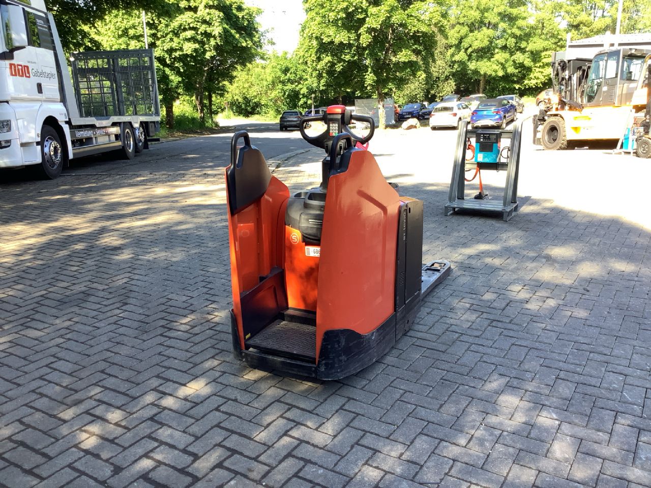 Toyota Gabelstapler Niederhubwagen <br>Toyota LPE220 <br>Baujahr 2022 <br>Betriebsstunden 668 <br><br>Mietkauf 69,35 €/Monat 6 Niederhubwagen <br>Toyota LPE220 <br>Baujahr 2022 <br>Betriebsstunden 668 <br><br>Mietkauf 69,35 €/Monat – Bild 6