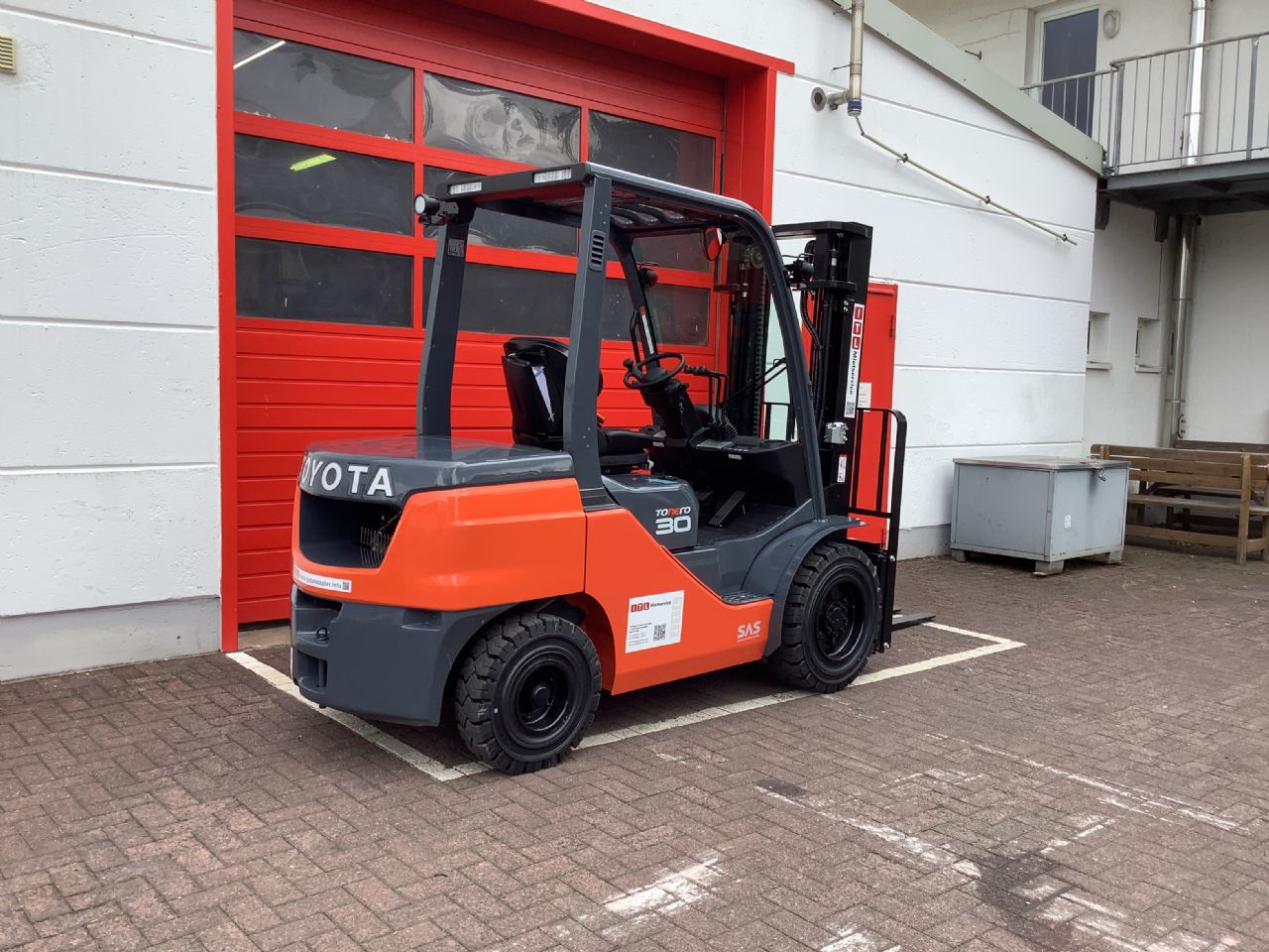 Toyota Gabelstapler Toyota Verbrenner Dieselstapler <br>Toyota 52-8FDF30 <br>Baujahr 2026 <br>Betriebsstunden 0 <br><br>Mietkauf 490,41 €/Monat 4 Toyota Verbrenner Dieselstapler <br>Toyota 52-8FDF30 <br>Baujahr 2026 <br>Betriebsstunden 0 <br><br>Mietkauf 490,41 €/Monat – Bild 4