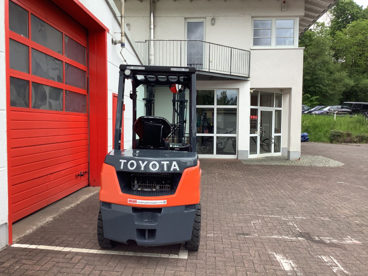 Toyota Gabelstapler Toyota Verbrenner Dieselstapler <br>Toyota 52-8FDF30 <br>Baujahr 2026 <br>Betriebsstunden 0 <br><br>Mietkauf 490,41 €/Monat 6 Toyota Verbrenner Dieselstapler <br>Toyota 52-8FDF30 <br>Baujahr 2026 <br>Betriebsstunden 0 <br><br>Mietkauf 490,41 €/Monat – Bild 6