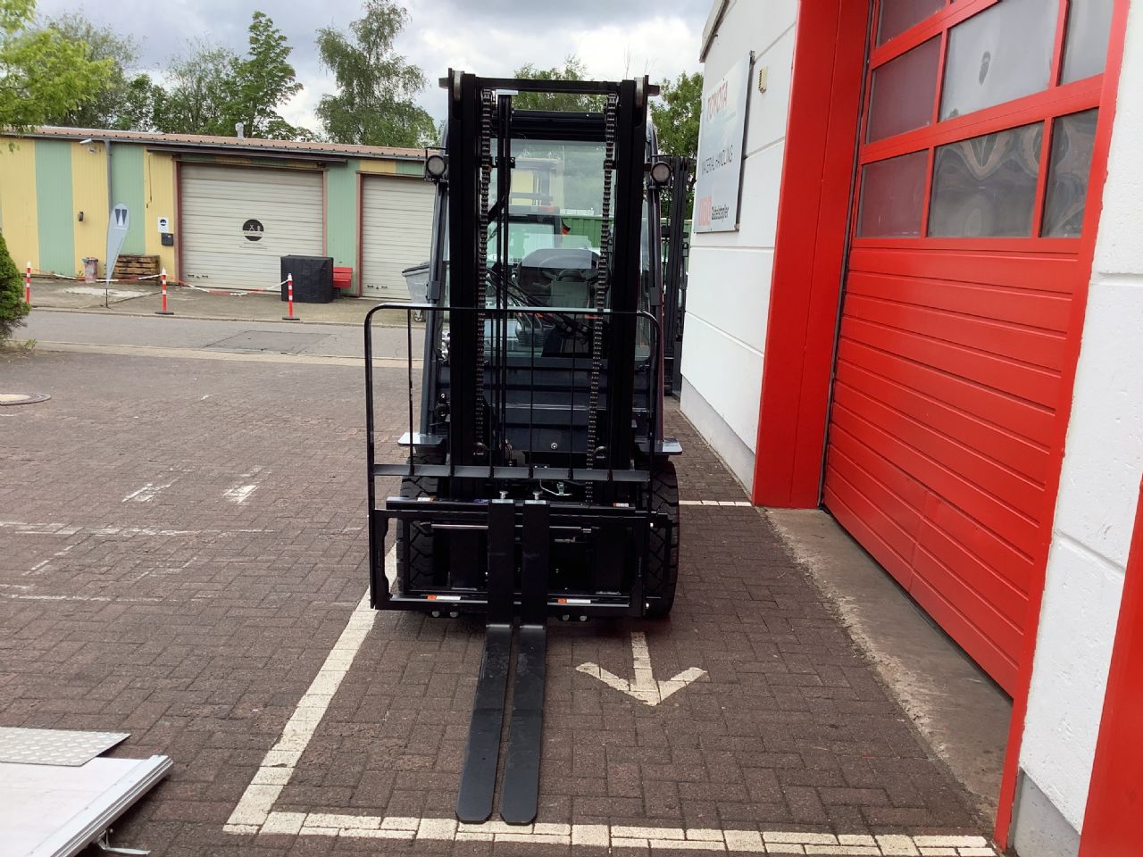 Toyota Gabelstapler Toyota Verbrenner Dieselstapler <br>Toyota 52-8FDF25 <br>Baujahr 2026 <br>Betriebsstunden 0 <br><br>Mietkauf 445,00 €/Monat 2 Toyota Verbrenner Dieselstapler <br>Toyota 52-8FDF25 <br>Baujahr 2026 <br>Betriebsstunden 0 <br><br>Mietkauf 445,00 €/Monat – Bild 2