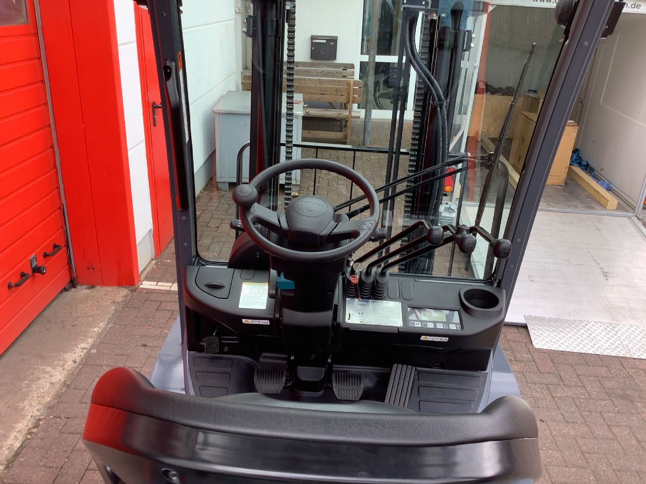 Toyota Gabelstapler Toyota Verbrenner Dieselstapler <br>Toyota 52-8FDF25 <br>Baujahr 2026 <br>Betriebsstunden 0 <br><br>Mietkauf 445,00 €/Monat 6 Toyota Verbrenner Dieselstapler <br>Toyota 52-8FDF25 <br>Baujahr 2026 <br>Betriebsstunden 0 <br><br>Mietkauf 445,00 €/Monat – Bild 6
