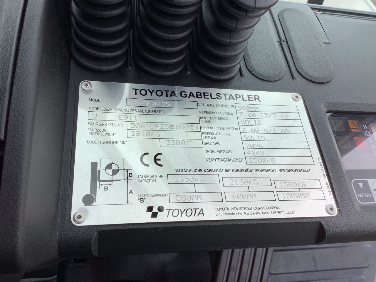 Toyota Gabelstapler Toyota Verbrenner Dieselstapler <br>Toyota 52-8FDF25 <br>Baujahr 2026 <br>Betriebsstunden 0 <br><br>Mietkauf 445,00 €/Monat 7 Toyota Verbrenner Dieselstapler <br>Toyota 52-8FDF25 <br>Baujahr 2026 <br>Betriebsstunden 0 <br><br>Mietkauf 445,00 €/Monat – Bild 7