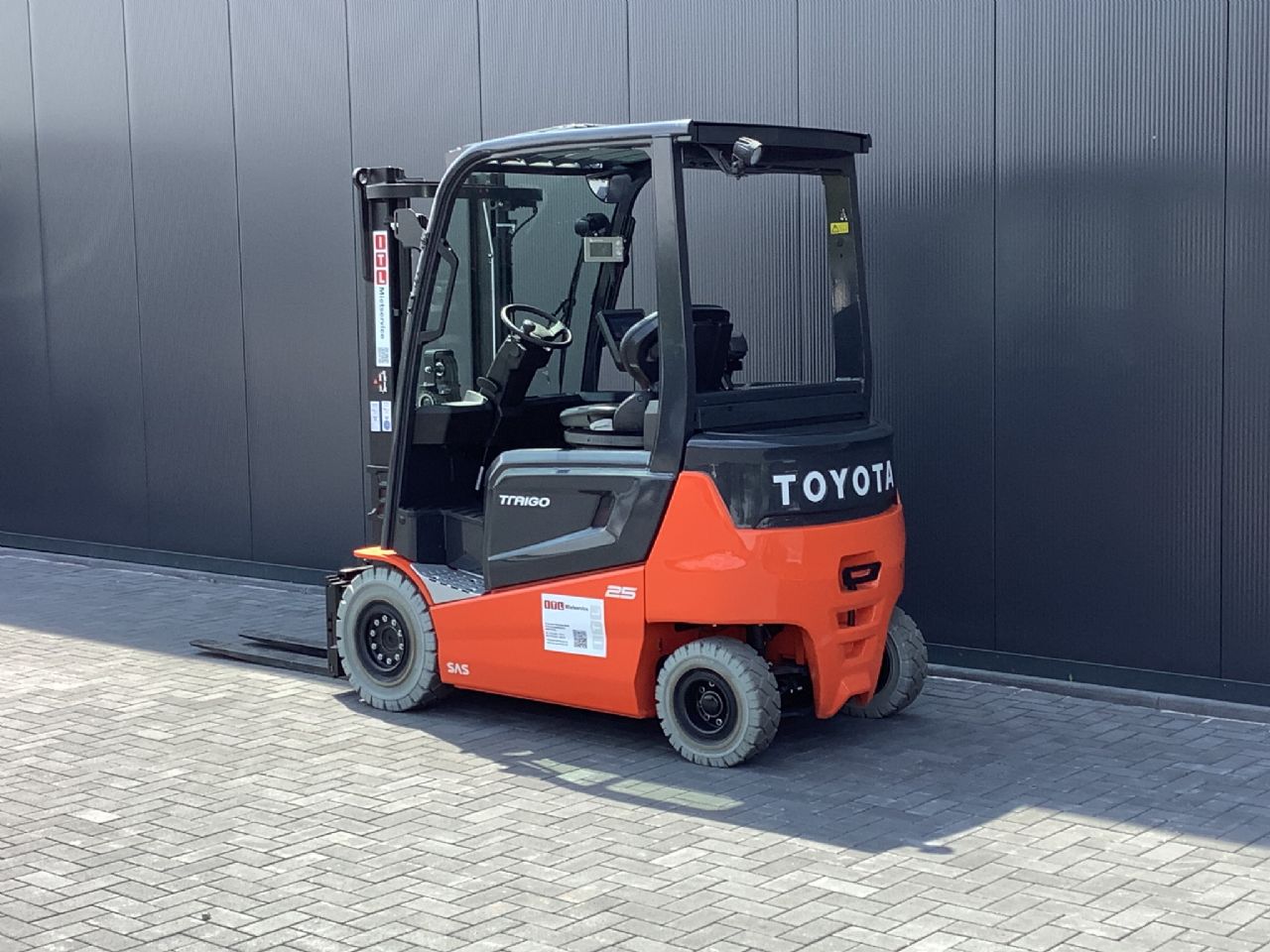 Toyota Gabelstapler Toyota Elektro 4-Rad Stapler <br>Toyota 9FBMK25T <br>Baujahr 2026 <br>Betriebsstunden 0 <br><br>Mietkauf 669,56 €/Monat 5 Toyota Elektro 4-Rad Stapler <br>Toyota 9FBMK25T <br>Baujahr 2026 <br>Betriebsstunden 0 <br><br>Mietkauf 669,56 €/Monat – Bild 5