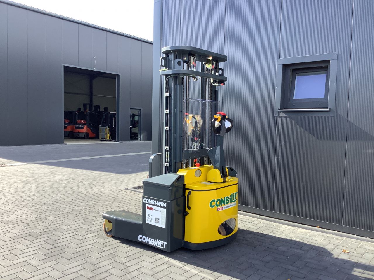 Toyota Gabelstapler Hochhubwagen <br>Combilift COMBI-WR4 <br>Baujahr 2026 <br>Betriebsstunden 0 <br><br>Mietkauf 536,64 €/Monat 5 Hochhubwagen <br>Combilift COMBI-WR4 <br>Baujahr 2026 <br>Betriebsstunden 0 <br><br>Mietkauf 536,64 €/Monat – Bild 5