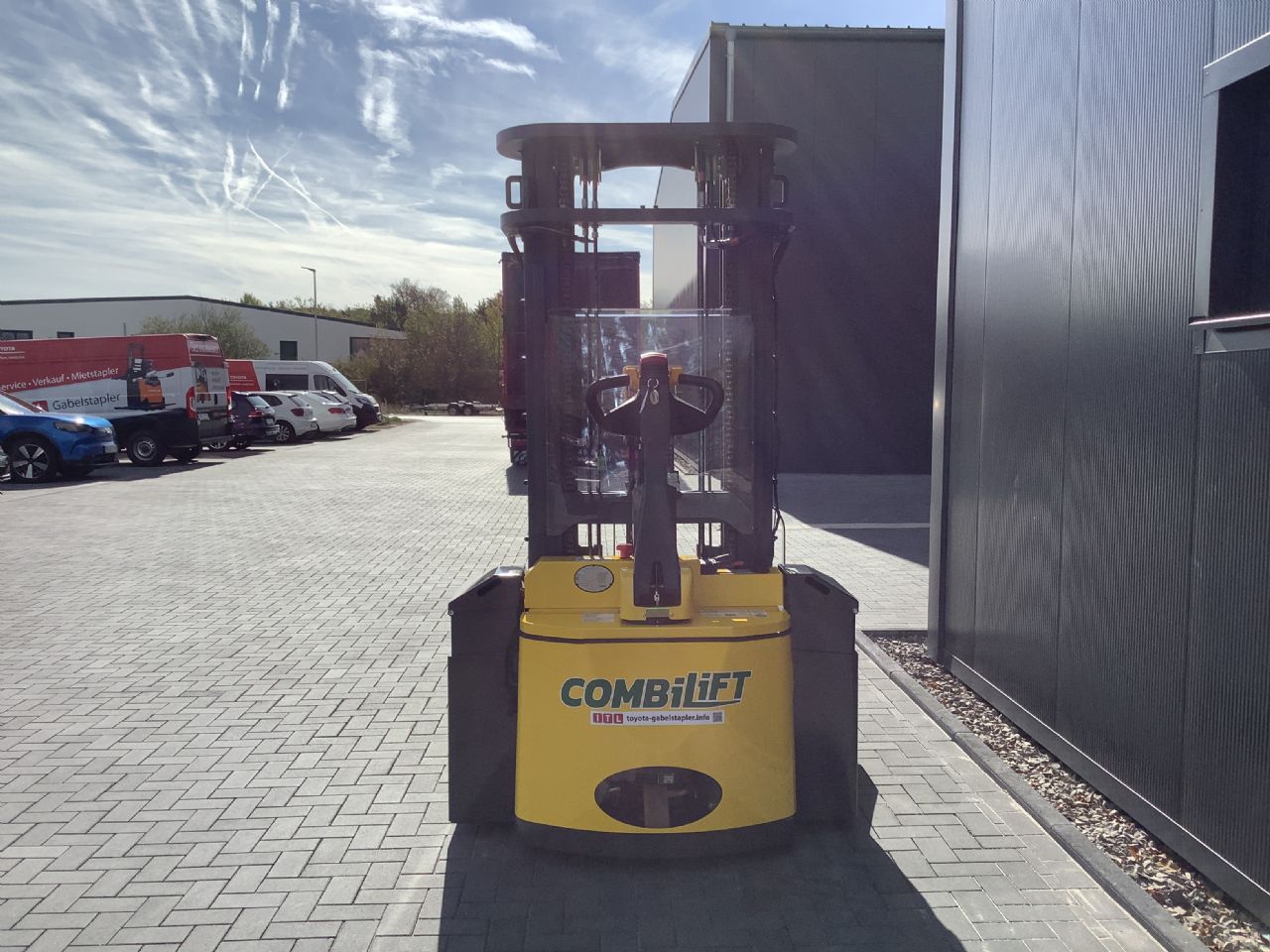 Toyota Gabelstapler Hochhubwagen <br>Combilift COMBI-WR4 <br>Baujahr 2026 <br>Betriebsstunden 0 <br><br>Mietkauf 536,64 €/Monat 6 Hochhubwagen <br>Combilift COMBI-WR4 <br>Baujahr 2026 <br>Betriebsstunden 0 <br><br>Mietkauf 536,64 €/Monat – Bild 6