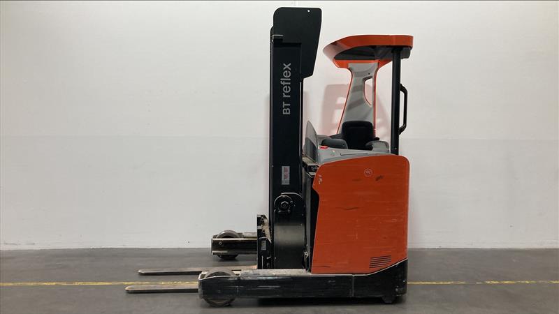 Toyota Gabelstapler Schubmaststapler <br>Toyota RRE160H <br>Baujahr 2019 <br>Betriebsstunden 1437 <br><br>Mietkauf 199,80 €/Monat 1 Schubmaststapler <br>Toyota RRE160H <br>Baujahr 2019 <br>Betriebsstunden 1437 <br><br>Mietkauf 199,80 €/Monat