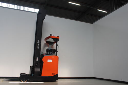 Toyota Gabelstapler Schubmaststapler <br>Toyota RRE160H <br>Baujahr 2020 <br>Betriebsstunden 2040 <br><br>Mietkauf 206,40 €/Monat 3 Toyota-Gabelstapler-59840 2003039376 1