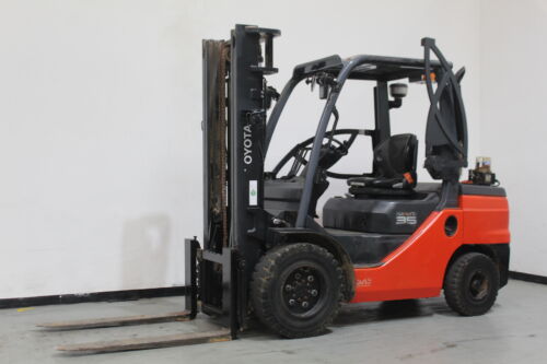 Toyota Gabelstapler Toyota Verbrenner Dieselstapler <br>Toyota 52-8FDJF35 <br>Baujahr 2020 <br>Betriebsstunden 1361 <br><br>Mietkauf 430,96 €/Monat 12 Toyota-Gabelstapler-59840 2009007945 1
