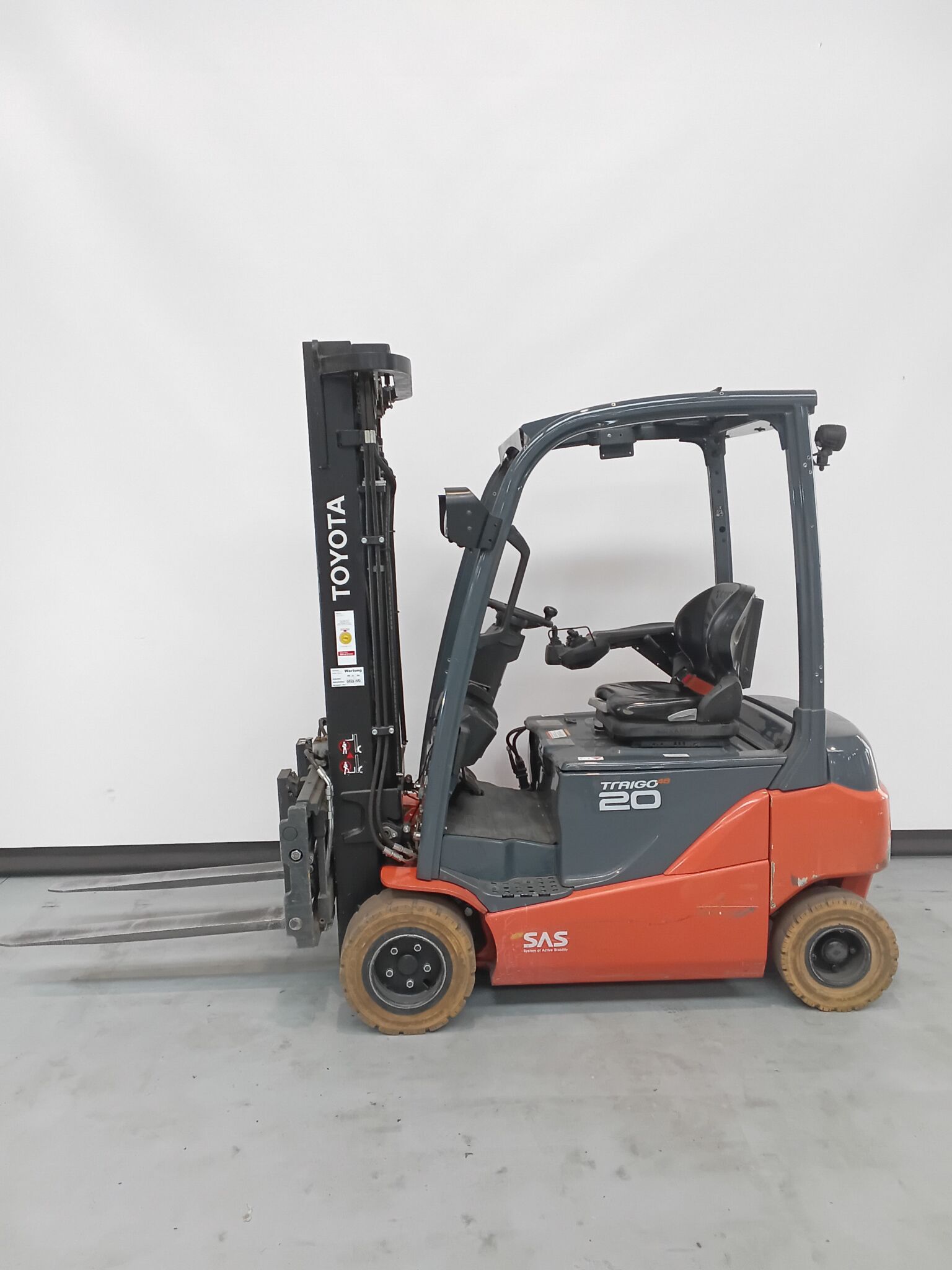 Toyota Gabelstapler Toyota Elektro 4-Rad Stapler <br>Toyota 8FBMK20T <br>Baujahr 2021 <br>Betriebsstunden 3160 <br><br>Mietkauf 290,61 €/Monat 1 Toyota Elektro 4-Rad Stapler <br>Toyota 8FBMK20T <br>Baujahr 2021 <br>Betriebsstunden 3160 <br><br>Mietkauf 290,61 €/Monat