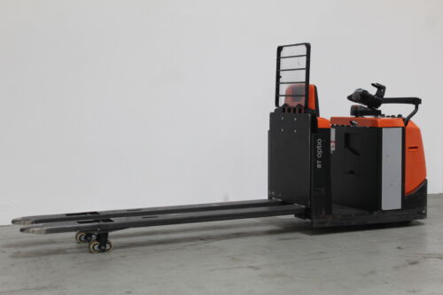 Toyota Gabelstapler Horizontalkommissionierer <br>Toyota OSE250 <br>Baujahr 2022 <br>Betriebsstunden 2742 <br><br>Mietkauf 94,12 €/Monat 1 Toyota-Gabelstapler-59840 2205019794 1