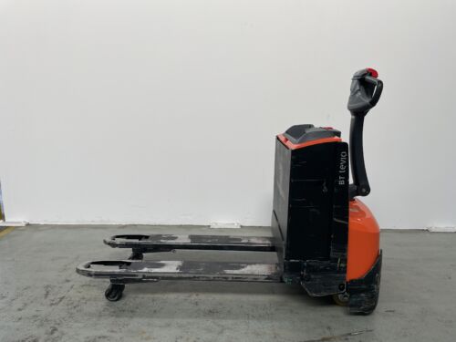 Toyota Gabelstapler Niederhubwagen <br>Toyota LWE160 <br>Baujahr 2022 <br>Betriebsstunden 904 <br><br>Mietkauf 57,79 €/Monat 7 Toyota-Gabelstapler-59840 2211017927 1