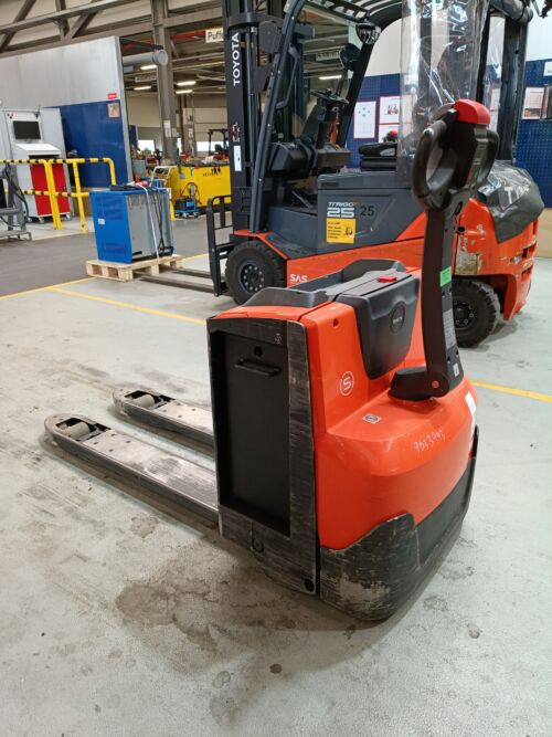 Toyota-Gabelstapler-59840 2401032404 1