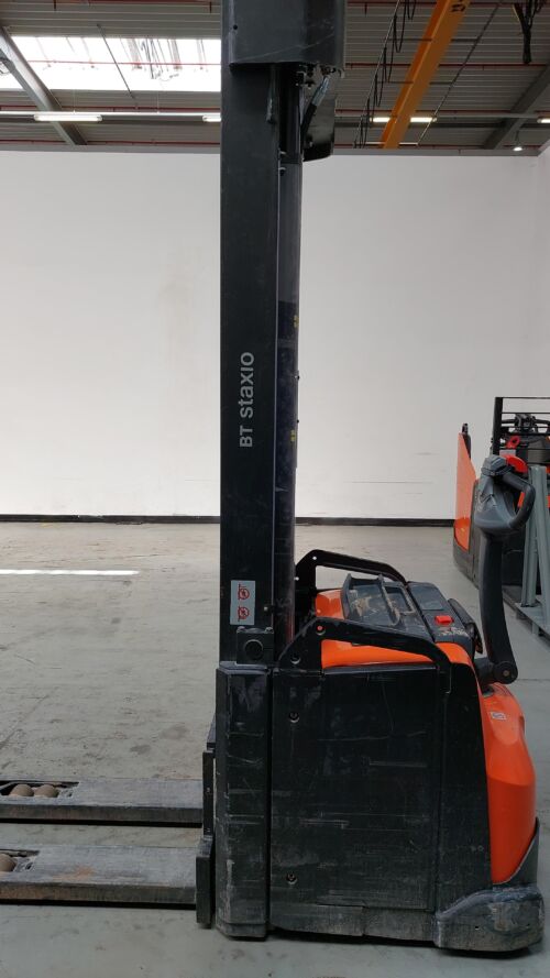 Toyota Gabelstapler Hochhubwagen <br>Toyota SWE160L <br>Baujahr 2024 <br>Betriebsstunden 114 <br><br>Mietkauf 211,35 €/Monat 1 Toyota-Gabelstapler-59840 2404015394 1