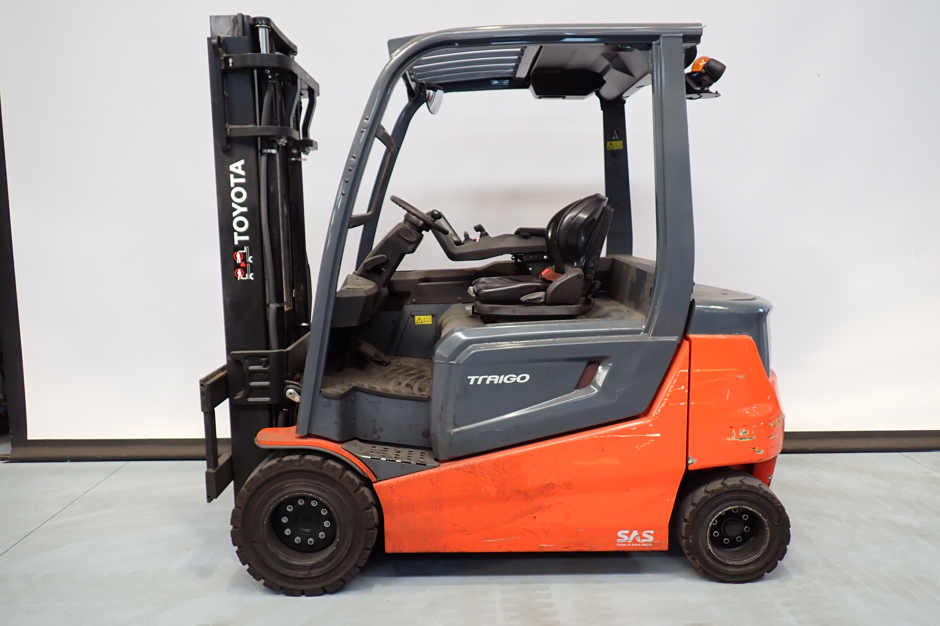 Toyota Gabelstapler Toyota Elektro 4-Rad Stapler <br>Toyota 9FBM35T <br>Baujahr 2024 <br>Betriebsstunden 1184 <br><br>Mietkauf 549,85 €/Monat 8 Toyota-Gabelstapler-59840 2406004484 1
