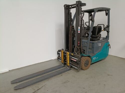 Toyota-Gabelstapler-59840 2406008235 1