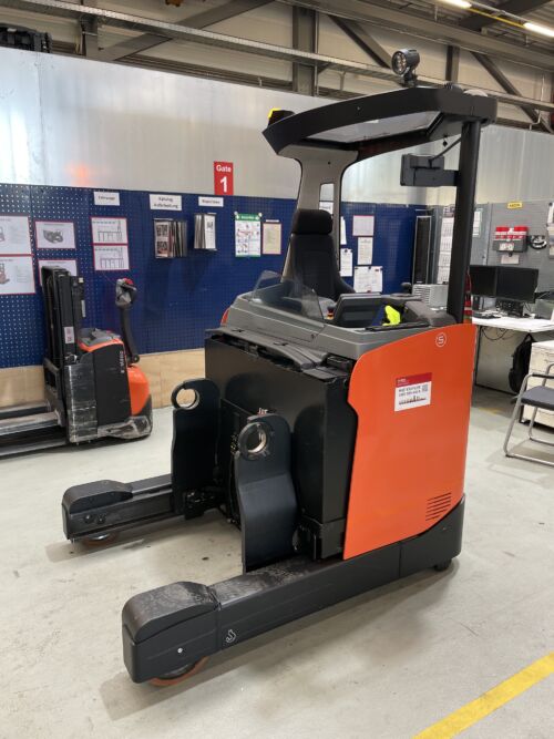 Toyota Gabelstapler Schubmaststapler <br>Toyota RRE160H <br>Baujahr 2024 <br>Betriebsstunden 746 <br><br>Mietkauf 544,90 €/Monat 3 Toyota-Gabelstapler-59840 2501009787 1