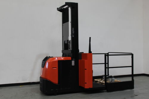 Toyota Gabelstapler 1 1 <br>Toyota OME100NW <br>Baujahr 2025 <br>Betriebsstunden 1 <br><br>Mietkauf 189,89 €/Monat 4 Toyota-Gabelstapler-59840 2504003150 1 1
